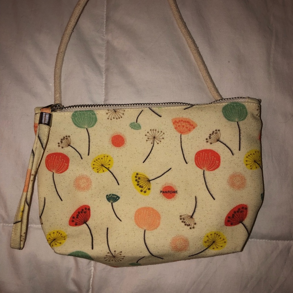 Crossbody purse